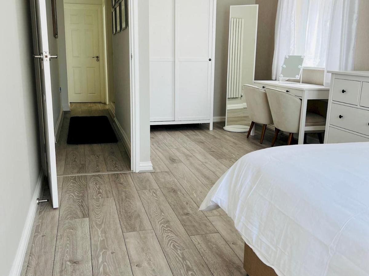 Pass The Keys Fabulous Beach Front Holiday Location Lydd 外观 照片